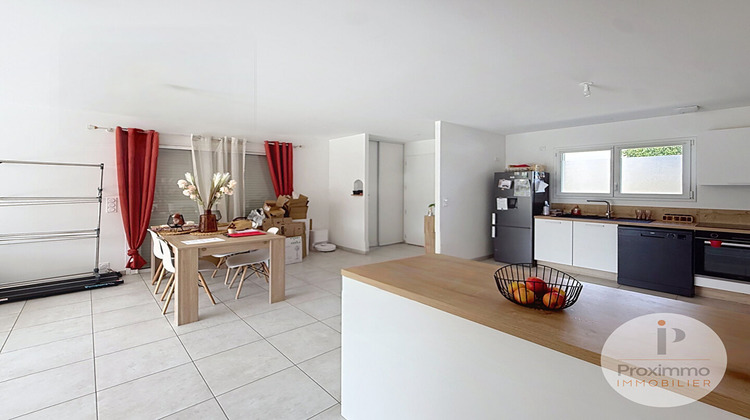 Ma-Cabane - Location Maison LA CHAPELLE-BOUEXIC, 82 m²