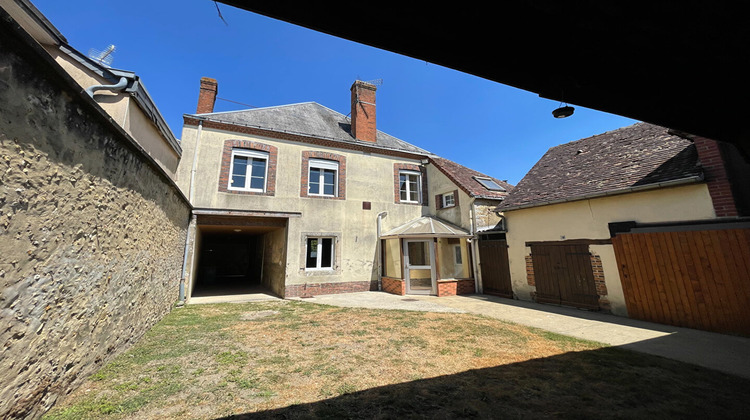 Ma-Cabane - Location Maison LA CHAPELLE-DU-BOIS, 140 m²