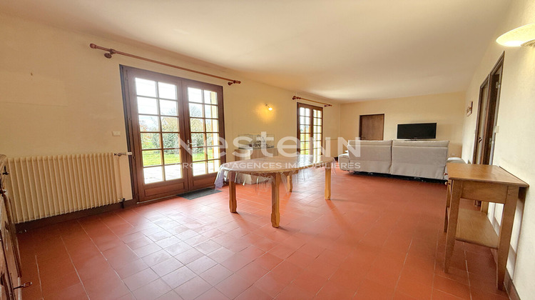 Ma-Cabane - Location Maison LA CHAPELLE-MONTMARTIN, 65 m²