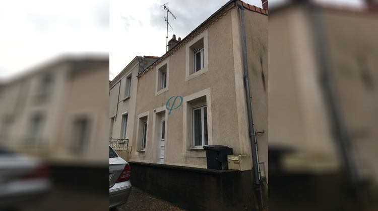 Ma-Cabane - Location Maison La Chapelle-Saint-Florent, 60 m²