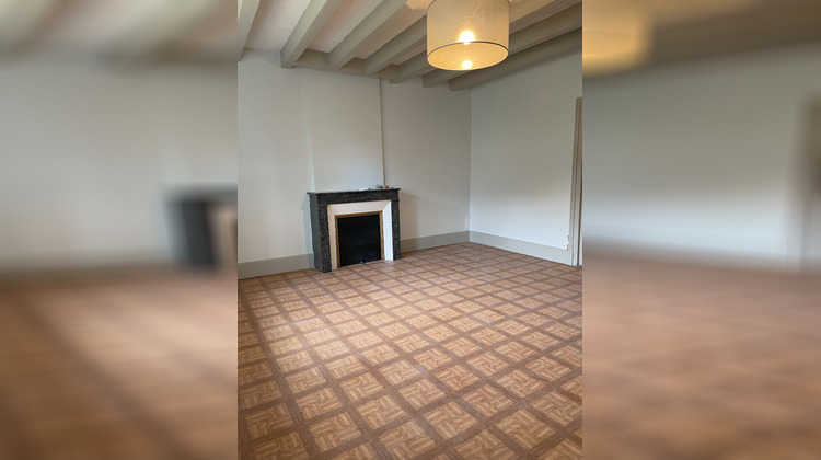 Ma-Cabane - Location Maison LA CHAPELLE-SOUS-BRANCION, 104 m²