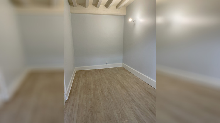 Ma-Cabane - Location Maison LA CHAPELLE-SOUS-BRANCION, 104 m²