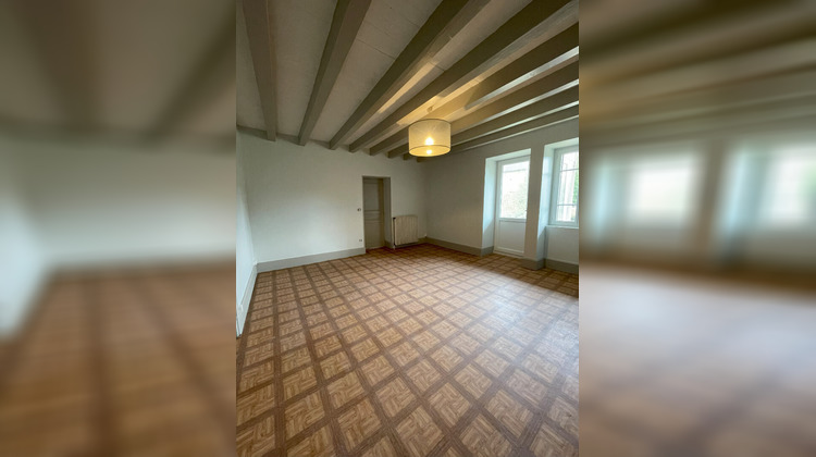 Ma-Cabane - Location Maison LA CHAPELLE-SOUS-BRANCION, 104 m²