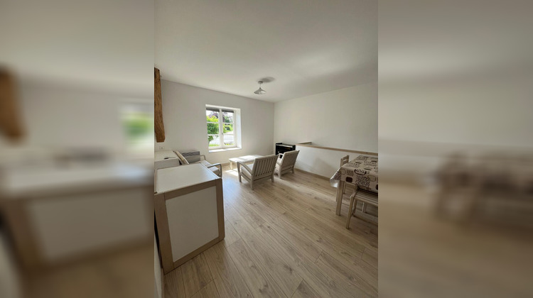 Ma-Cabane - Location Maison LA CHAPELLE-SOUS-BRANCION, 62 m²