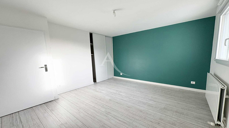 Ma-Cabane - Location Maison LA CHAPELLE-SUR-ERDRE, 136 m²