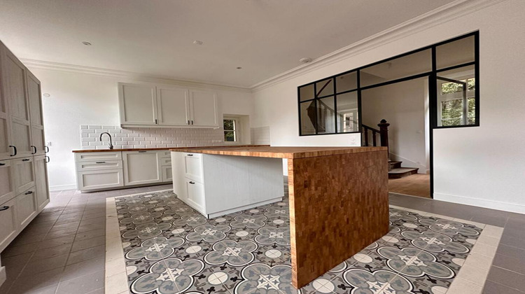 Ma-Cabane - Location Maison LA CHAPELLE SUR ERDRE, 115 m²