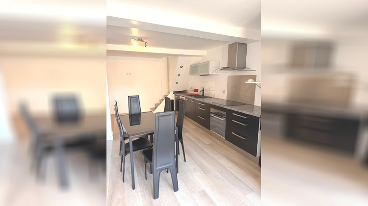 Ma-Cabane - Location Maison La Côte-Saint-André, 69 m²