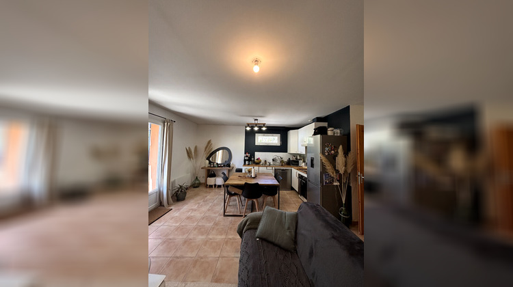 Ma-Cabane - Location Maison LA FARE-LES-OLIVIERS, 47 m²