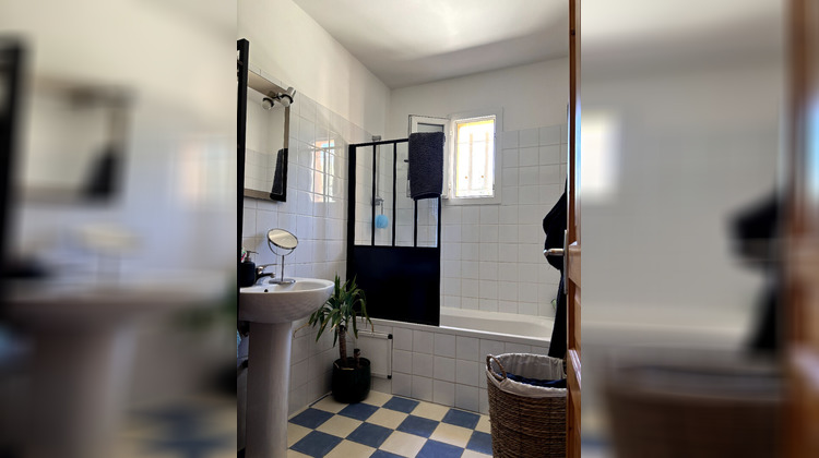 Ma-Cabane - Location Maison LA FARE-LES-OLIVIERS, 47 m²