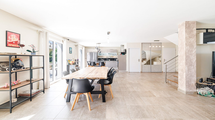 Ma-Cabane - Location Maison La Gaude, 188 m²