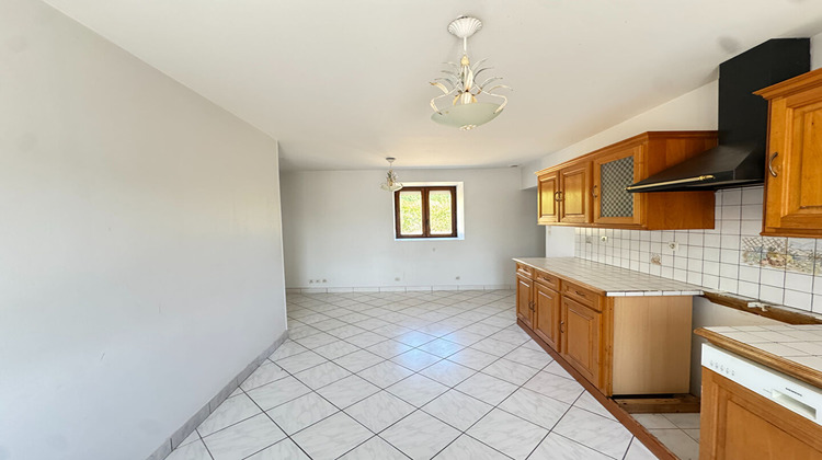 Ma-Cabane - Location Maison LA MEMBROLLE-SUR-LONGUENEE, 98 m²