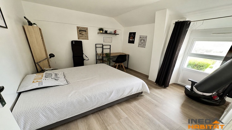 Ma-Cabane - Location Maison LA MEZIERE, 120 m²