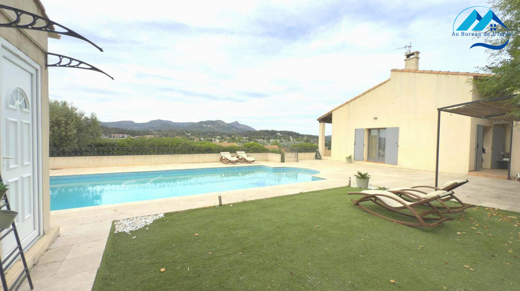 Ma-Cabane - Location Maison La Penne-sur-Huveaune, 200 m²