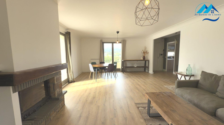 Ma-Cabane - Location Maison La Penne-sur-Huveaune, 200 m²