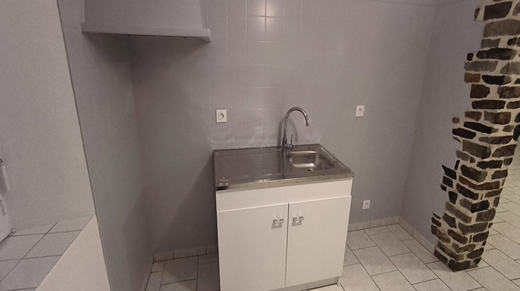 Ma-Cabane - Location Maison La Roche-Blanche, 90 m²