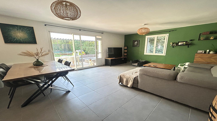 Ma-Cabane - Location Maison LA ROQUEBRUSSANNE, 90 m²