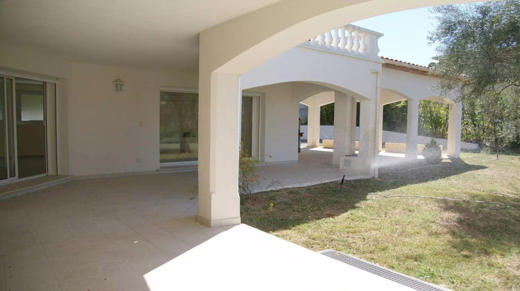 Ma-Cabane - Location Maison La Roquette-sur-Siagne, 141 m²