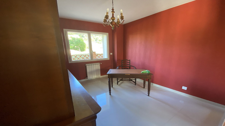 Ma-Cabane - Location Maison La Seyne-sur-Mer, 186 m²