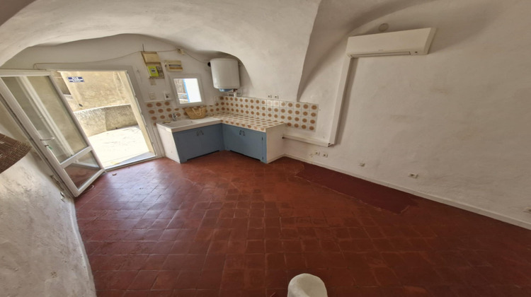 Ma-Cabane - Location Maison La Tour-d'Aigues, 30 m²