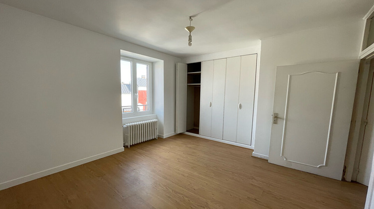 Ma-Cabane - Location Maison LA VILLE-DU-BOIS, 132 m²