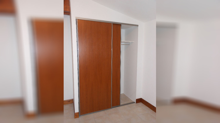 Ma-Cabane - Location Maison LABASTIDE-SAINT-PIERRE, 76 m²