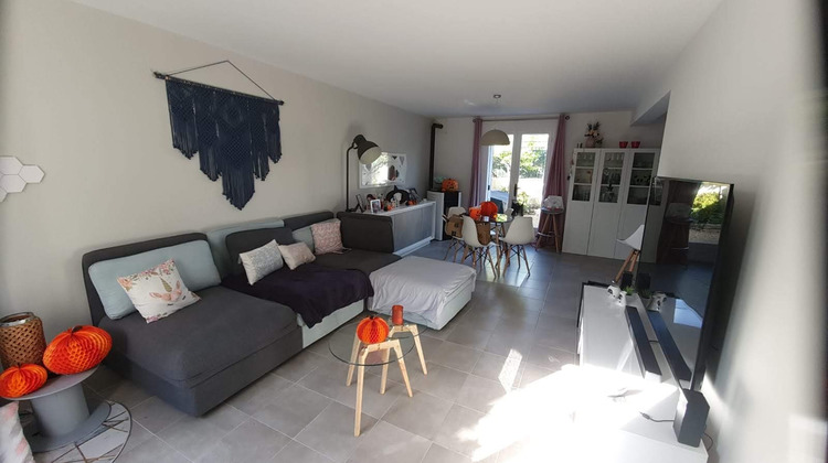 Ma-Cabane - Location Maison LAMBESC, 89 m²