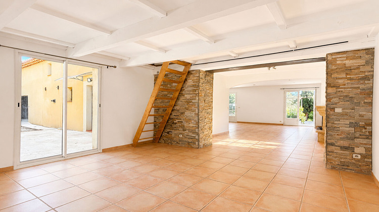 Ma-Cabane - Location Maison LAMBESC, 163 m²