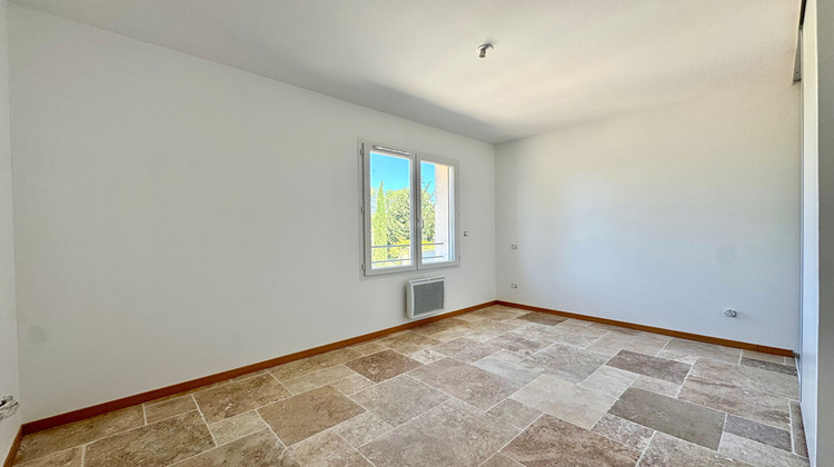 Ma-Cabane - Location Maison LAMBESC, 88 m²