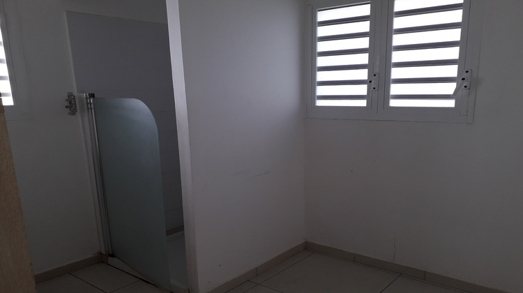 Ma-Cabane - Location Maison Lamentin, 56 m²