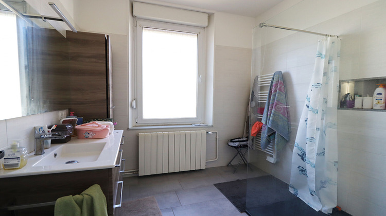Ma-Cabane - Location Maison LANDRES, 140 m²