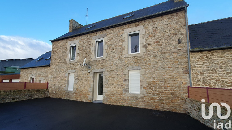 Ma-Cabane - Location Maison Lanrodec, 98 m²