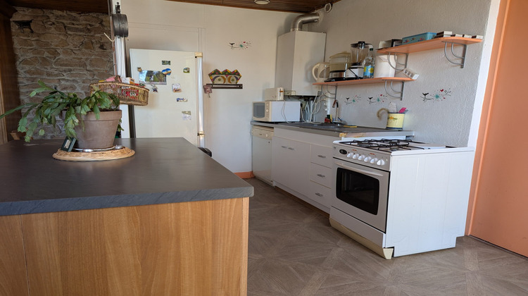 Ma-Cabane - Location Maison Lantignié, 161 m²