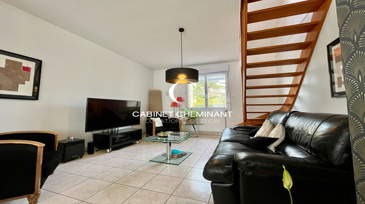 Ma-Cabane - Location Maison LANVALLAY, 87 m²