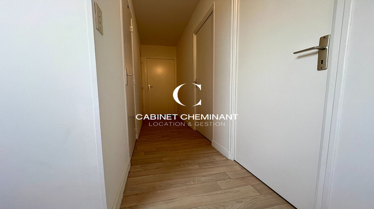 Ma-Cabane - Location Maison LANVALLAY, 87 m²