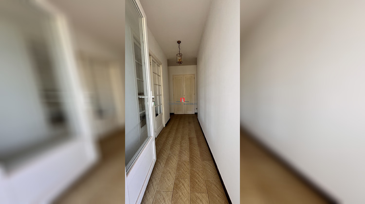 Ma-Cabane - Location Maison Lapouyade, 121 m²