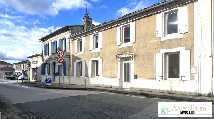 Ma-Cabane - Location Maison Laruscade, 115 m²