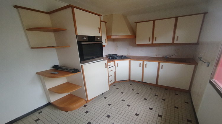 Ma-Cabane - Location Maison LAVARE, 70 m²