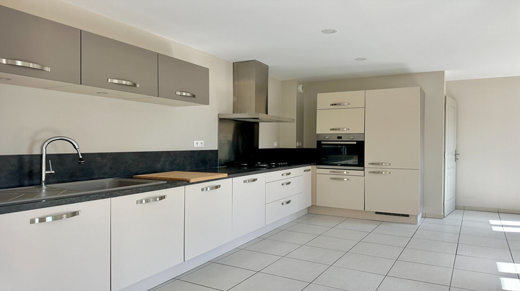 Ma-Cabane - Location Maison LE BOIS-D'OINGT, 120 m²