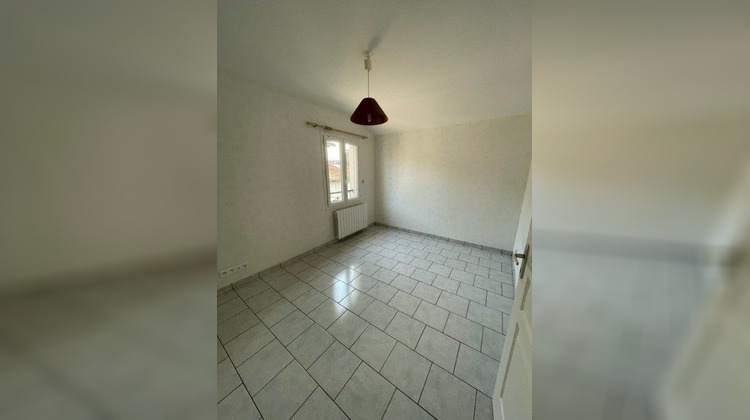 Ma-Cabane - Location Maison LE BURGAUD, 89 m²