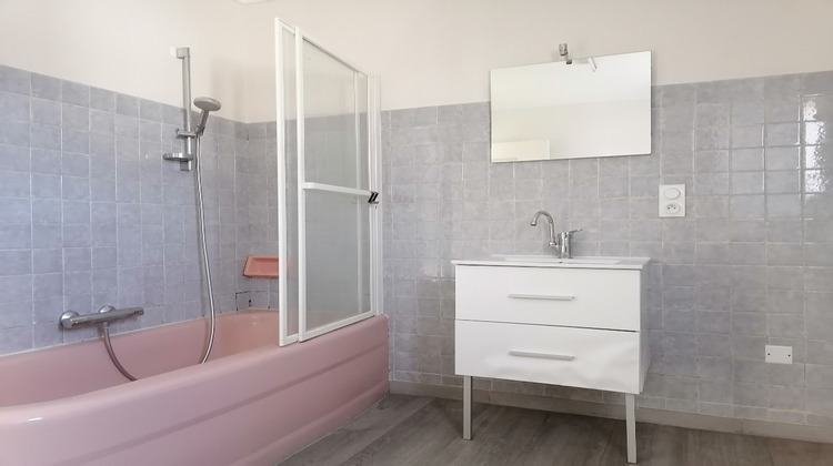 Ma-Cabane - Location Maison LE BUSSEAU, 87 m²