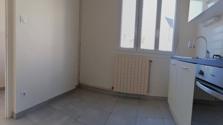 Ma-Cabane - Location Maison LE BUSSEAU, 87 m²