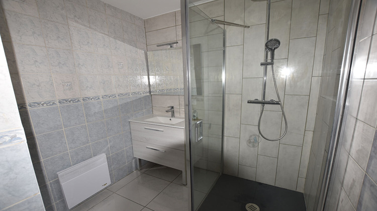 Ma-Cabane - Location Maison LE DONJON, 67 m²