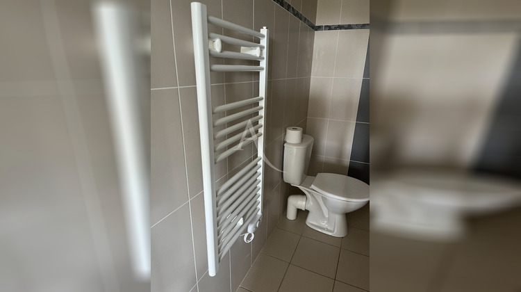 Ma-Cabane - Location Maison LE FENOUILLER, 55 m²