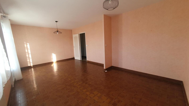 Ma-Cabane - Location Maison LE GENEST SAINT ISLE, 94 m²