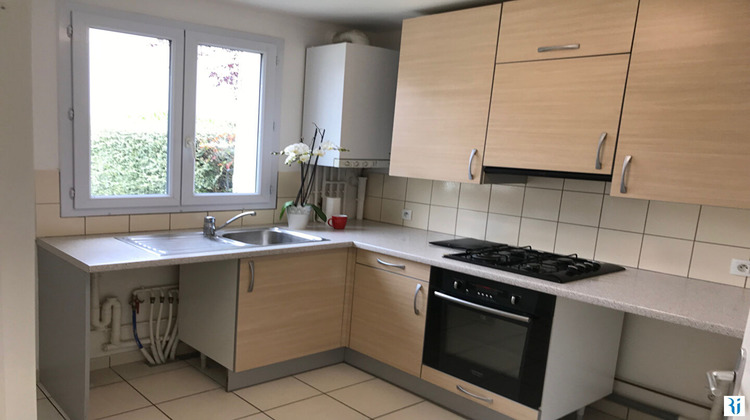 Ma-Cabane - Location Maison LE MESNIL-ESNARD, 83 m²