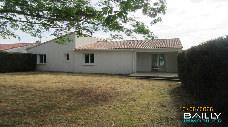 Ma-Cabane - Location Maison LE POIRE-SUR-VIE, 100 m²