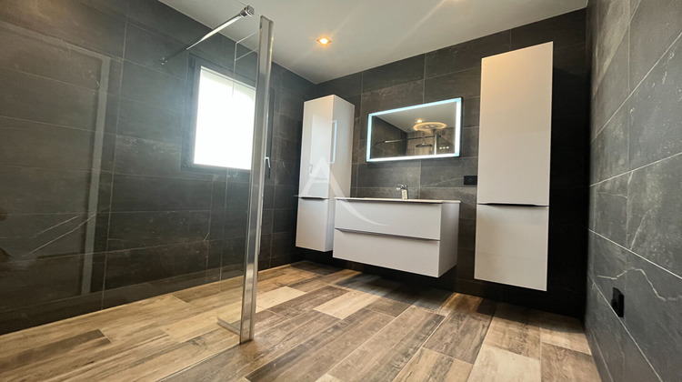 Ma-Cabane - Location Maison LE POIRE-SUR-VIE, 101 m²