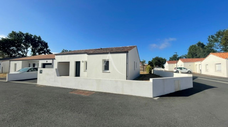 Ma-Cabane - Location Maison LE POIRE-SUR-VIE, 76 m²