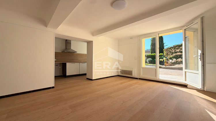 Ma-Cabane - Location Maison LE PUY-SAINTE-REPARADE, 82 m²