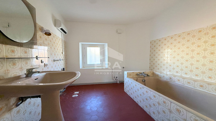 Ma-Cabane - Location Maison LE PUY-SAINTE-REPARADE, 82 m²